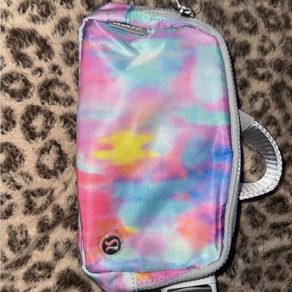 tie dye lululemon belt bag - Picture 2 of 2